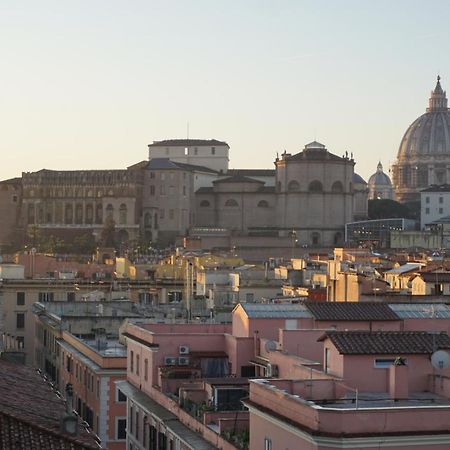 Panoramic View Of St. Peter Appartement Rome Buitenkant foto