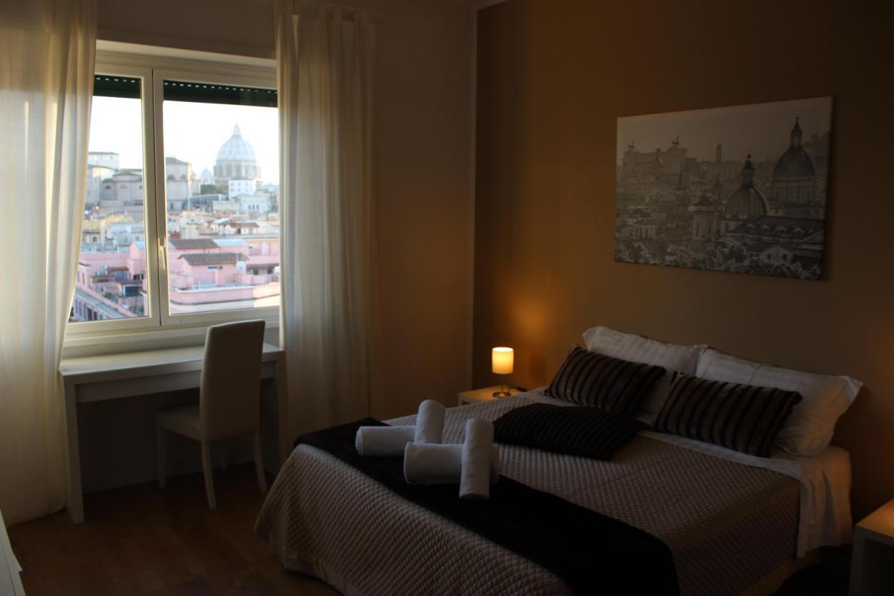 Panoramic View Of St. Peter Appartement Rome Buitenkant foto