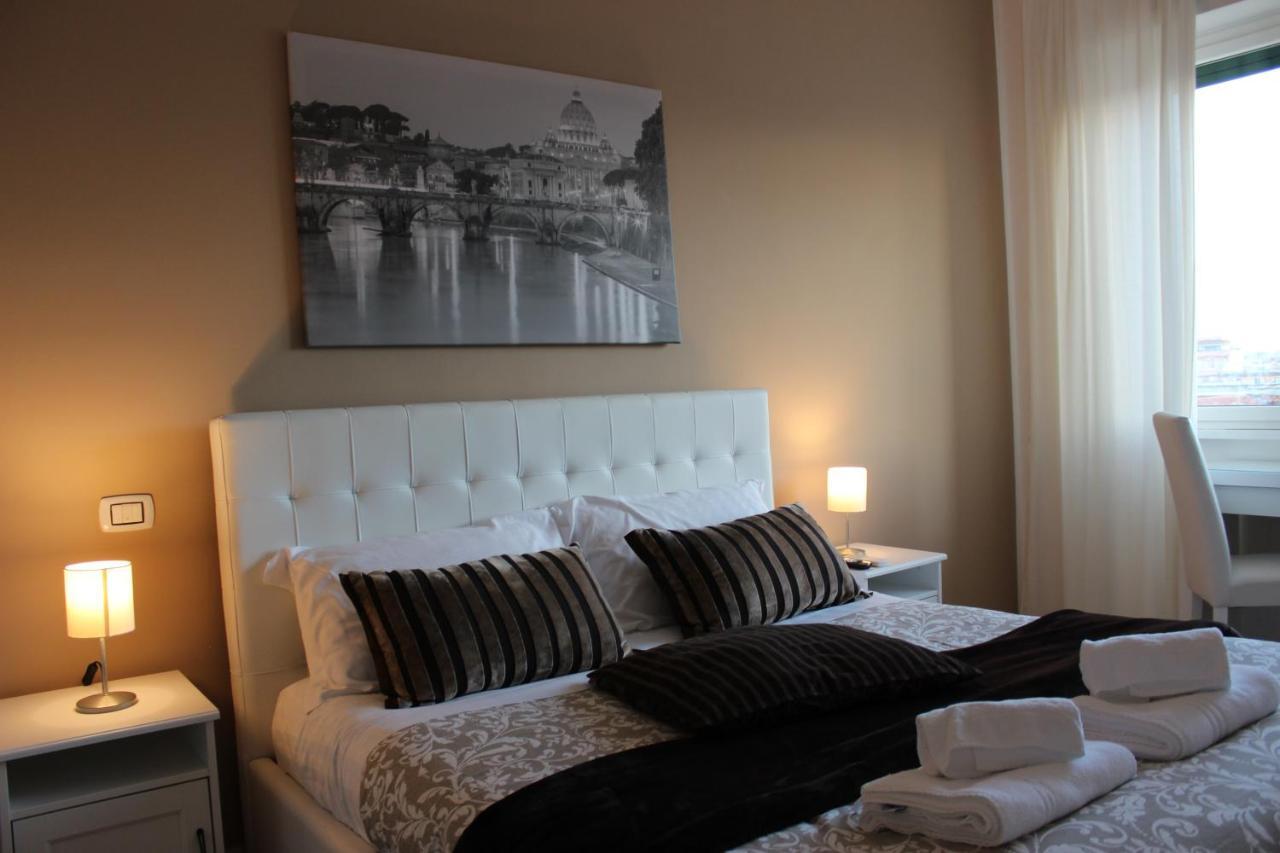 Panoramic View Of St. Peter Appartement Rome Buitenkant foto